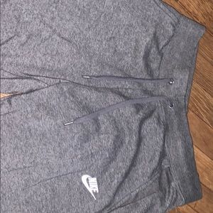 Capri NIKE sweatpants